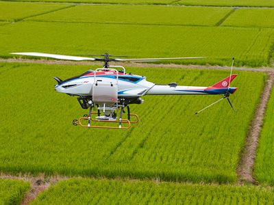 雅马哈 FAZER R多马达无人机