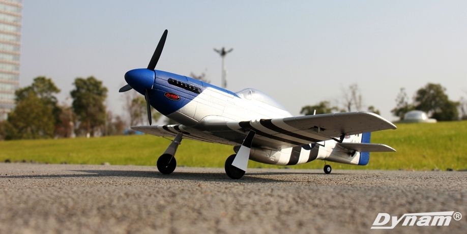 Dynam mini P-51D迪乐美 0.76米泡沫飞机