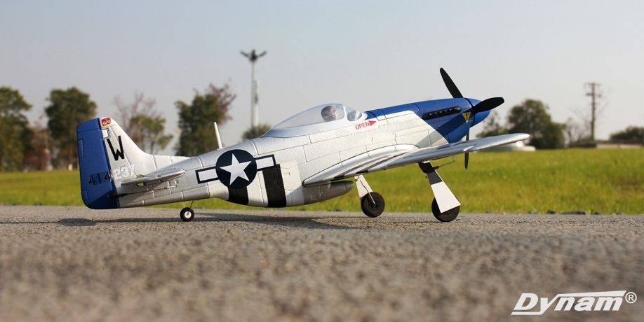 Dynam mini P-51D迪乐美 0.76米泡沫飞机