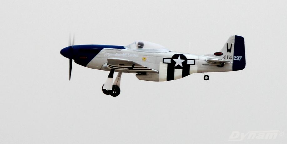 Dynam mini P-51D迪乐美 0.76米泡沫飞机