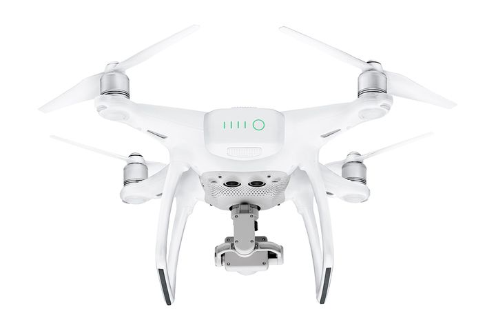 大疆 Phantom 4