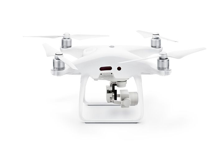 大疆 PHANTOM 4 PRO